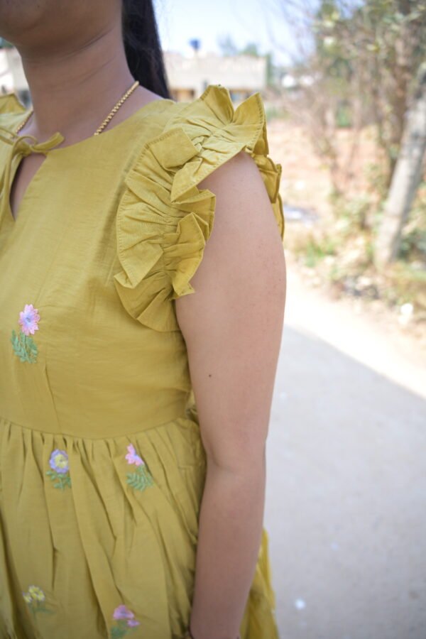 Majenta Mulchanderi Frock(LIVA004)