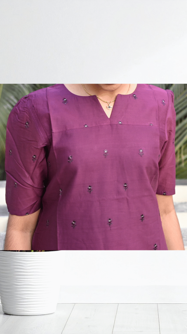 Wine Vneck MulCotton Kurta
