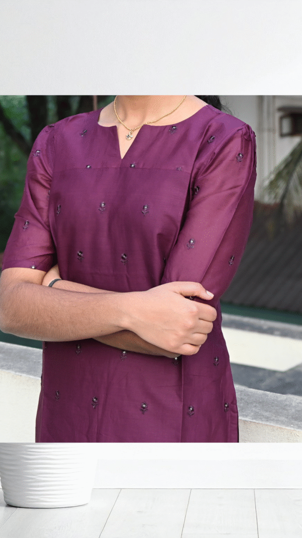 Wine Vneck MulCotton Kurta