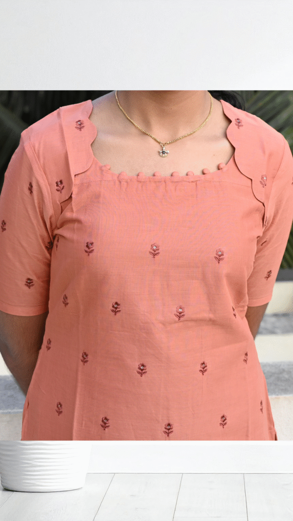 Brown MulCotton Scallop Kurti